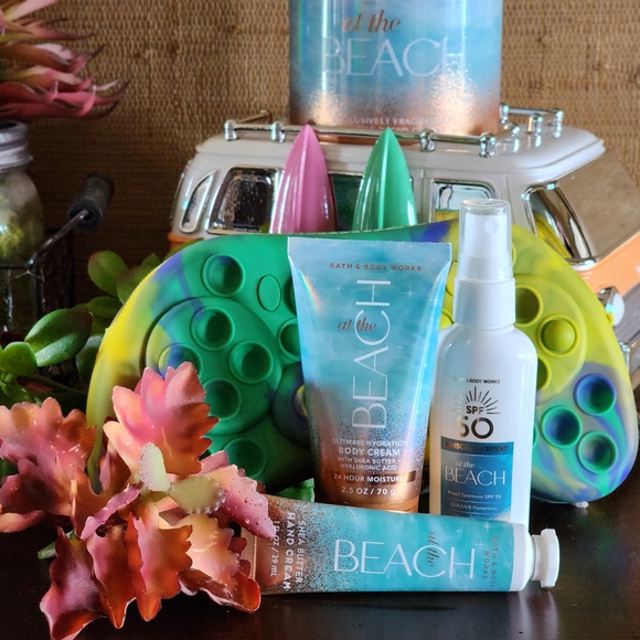 Bath & Body Works At the Beach Sun Care Collection - Travel Bag - Picture 2 of 9